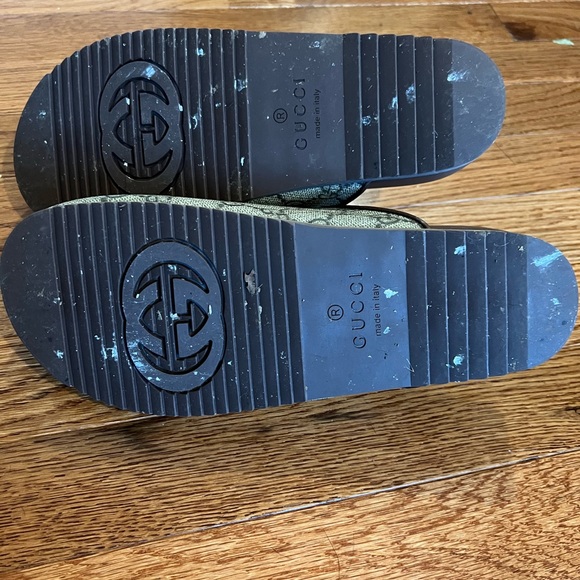 Gucci supreme monogram slippers / Slip-On mules - Picture 3 of 4
